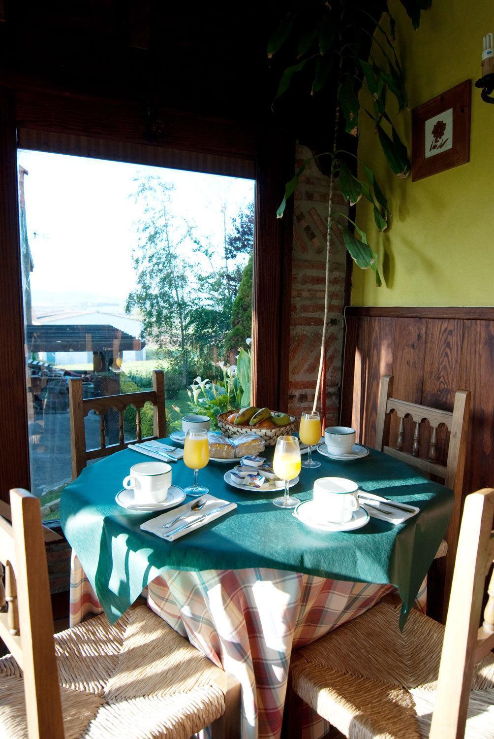La Posada De Langre Ланґре Екстер'єр фото